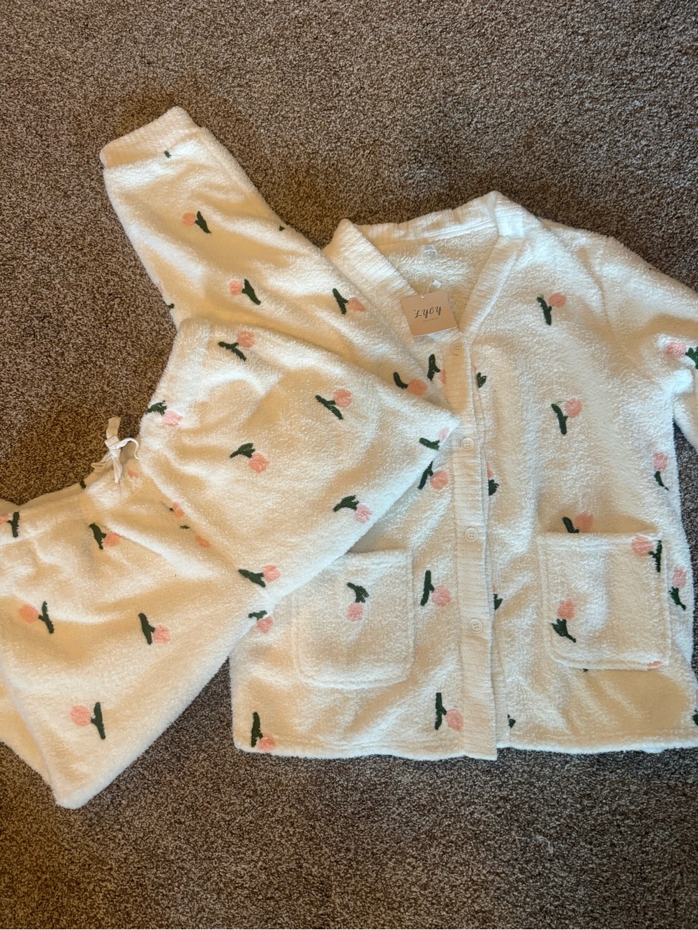 Cozy Floral Plush Pajama Set - Button-Front Top & Elastic Waist Pants